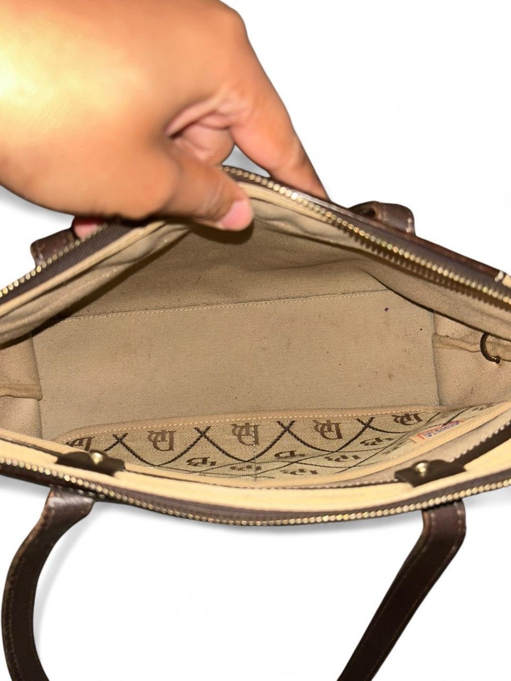 Vintage Dooney & Bourke shoulder handbag - Picture 5 of 7